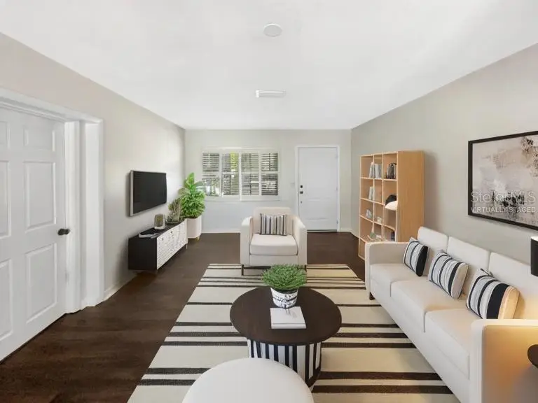 4825 W Bay Court Avenue, Tampa, FL 33611 - Image #2