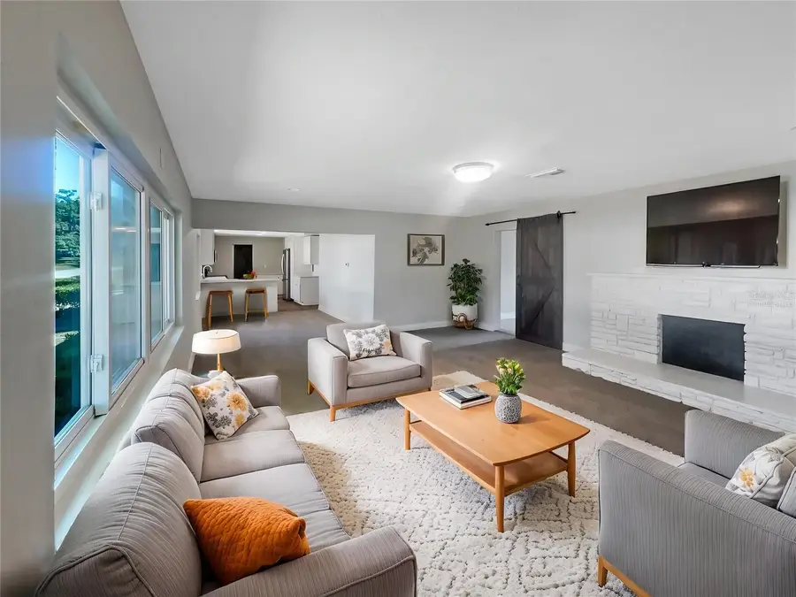 370 E Waldo Street, Groveland, FL 34736 - Image #2