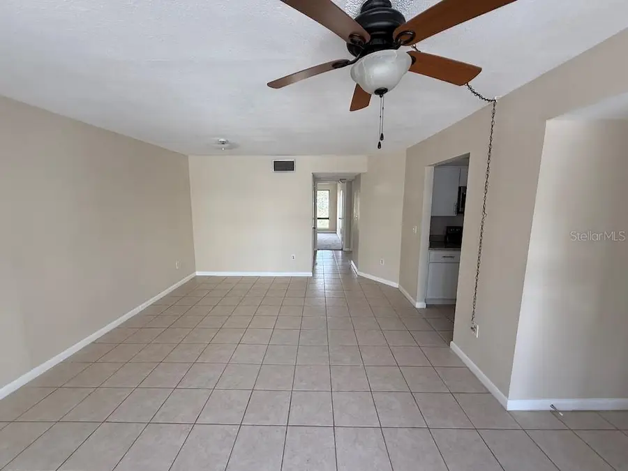 4328 Aqua Vista Drive #B, Orlando, FL 32839 - Image #2