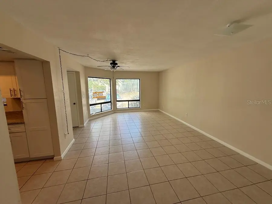 4328 Aqua Vista Drive #B, Orlando, FL 32839 - Image #3