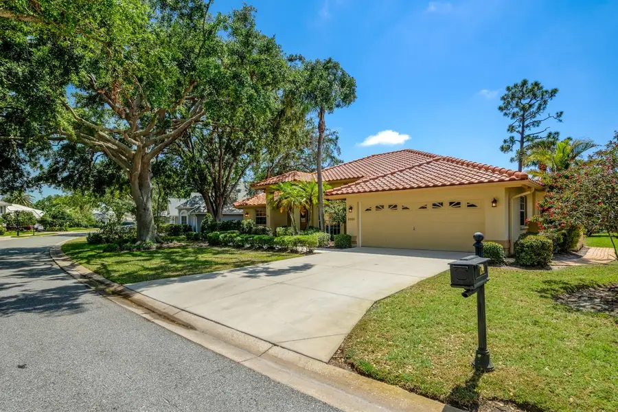 8202 Shadow Pine Way, Sarasota, FL 34238 - Image #3