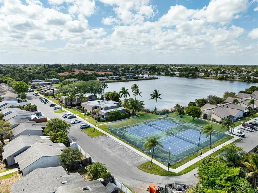 4102 Waterview Circle, Palm Springs, FL 33461 - Image #2