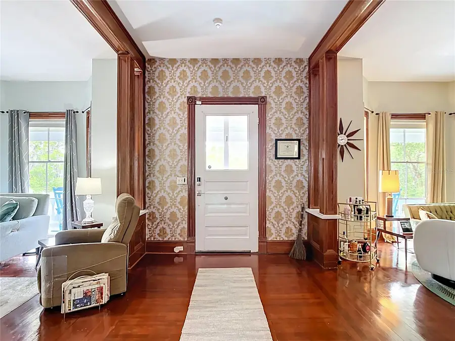 511 E Mirror Lake Drive, Fruitland Park, FL 34731 - Image #3