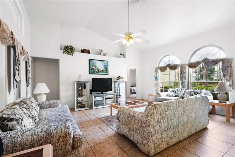 5604 Loma Vista Drive W, Davenport, FL 33896 - Image #3