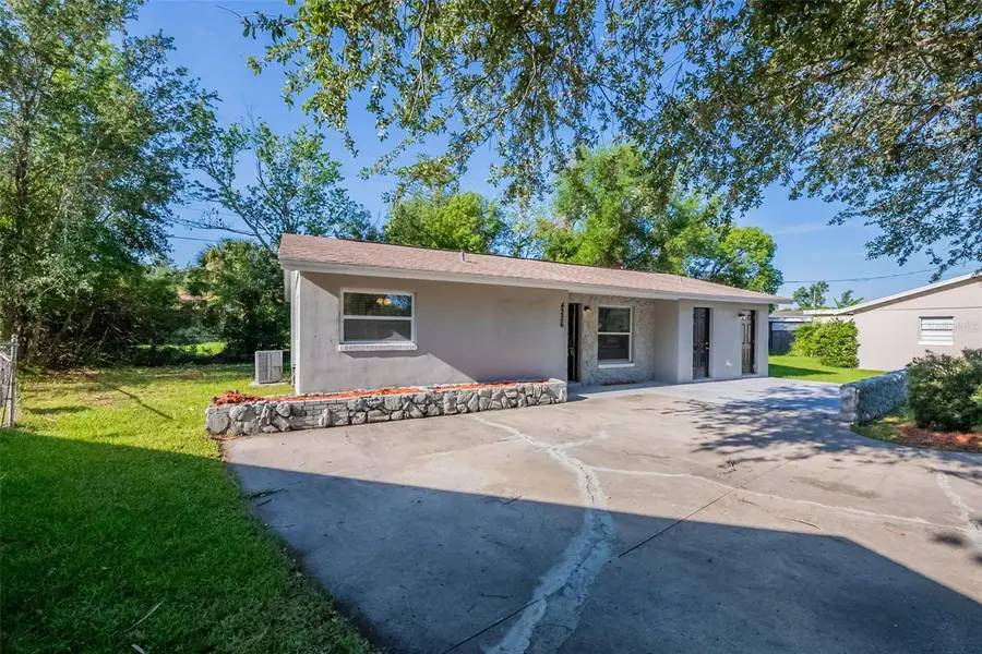 4226 Kelly Miller Court, Orlando, FL 32811 - Image #3