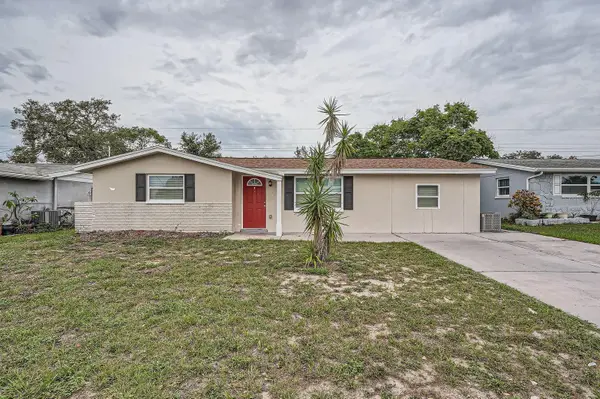 5429 Flora Avenue, HOLIDAY, FL 34690