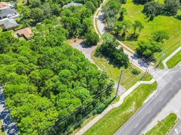 3493 S Ridgewood Avenue, EDGEWATER, FL 32141