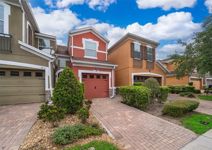 9539 Silver Buttonwood Street, Orlando, FL 32832 - Image #2