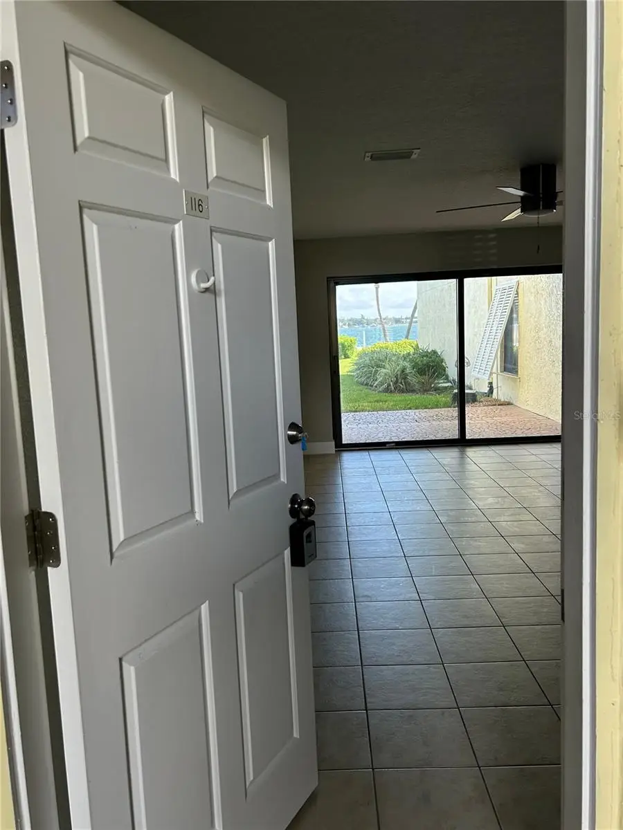 7310 Sunshine Skyway Lane S #116, Saint Petersburg, FL 33711 - Image #2