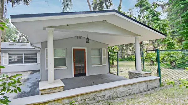 637 15th Street, DEBARY, FL 32713