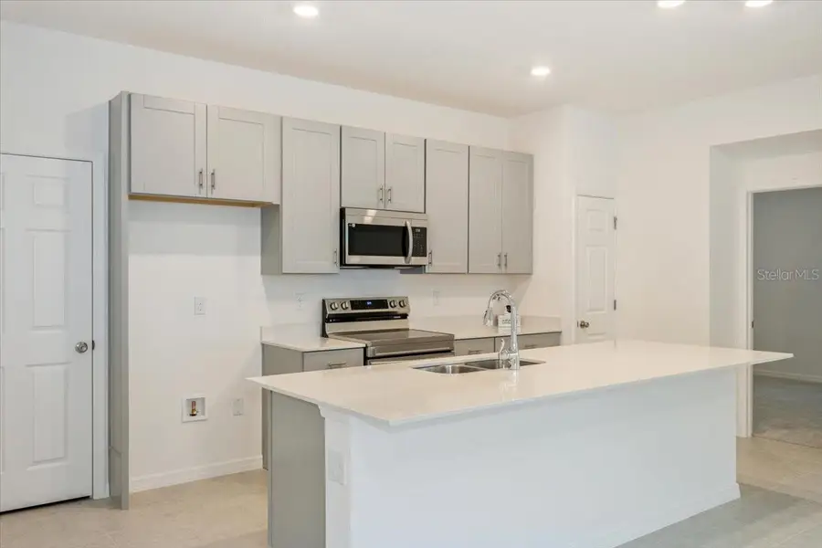 1202 Atlantic Avenue, Fruitland Park, FL 34731 - Image #2