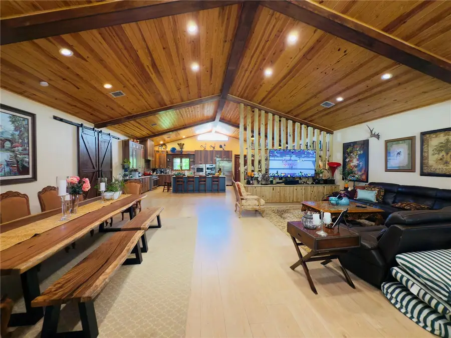 842 Hunting Club Avenue, Clewiston, FL 33440 - Image #2