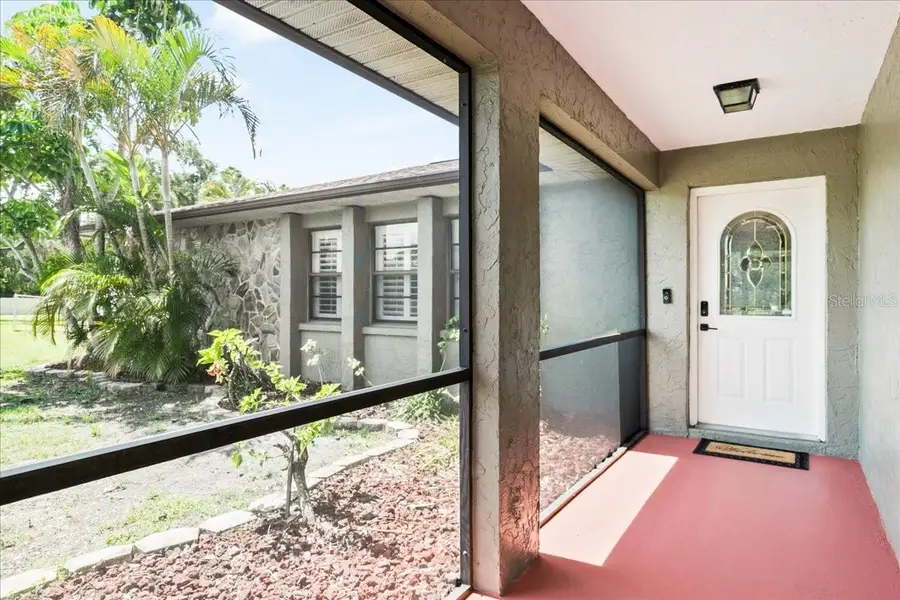 1302 Georgetowne Circle, Sarasota, FL 34232 - Image #3