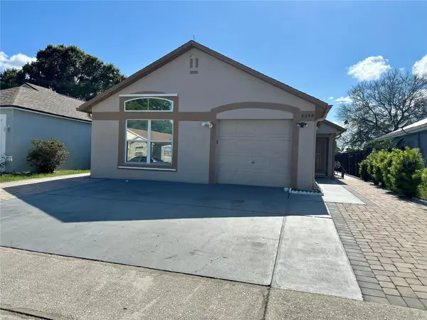 8258 Golden Chickasaw Circle, ORLANDO, FL 32825