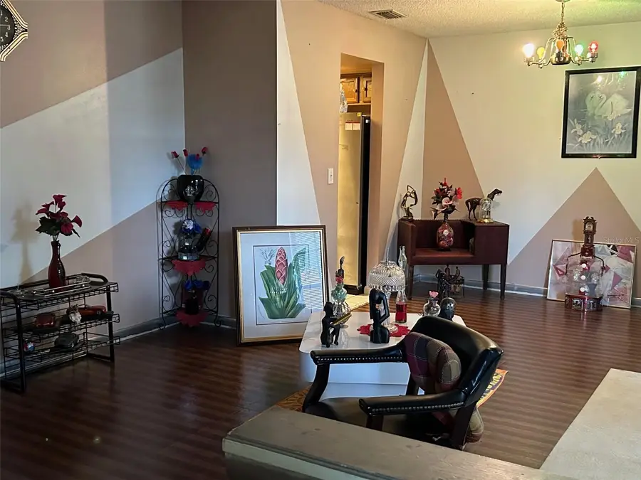 2932 Silver Ridge Drive, Orlando, FL 32818 - Image #3