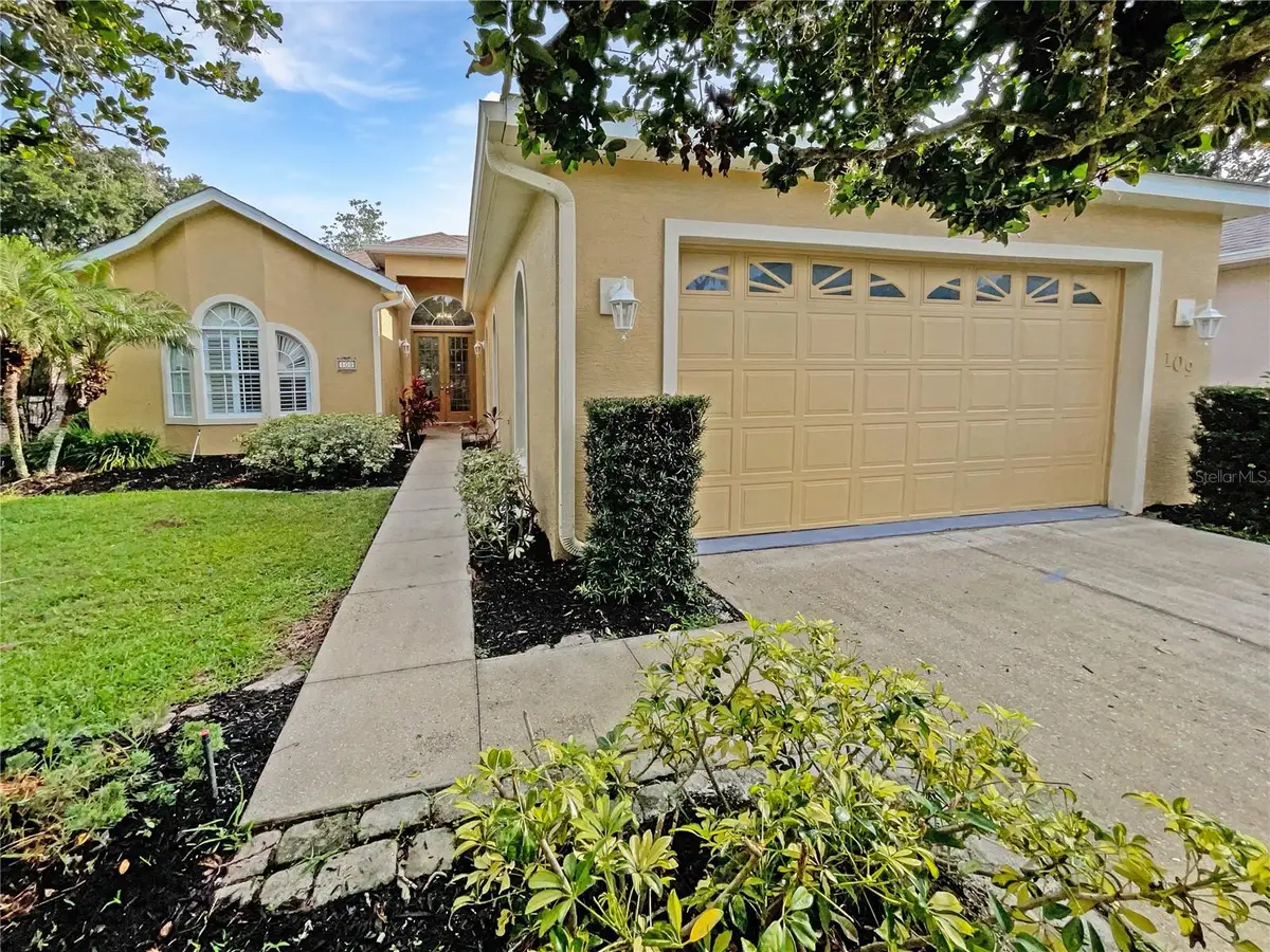 109 Greentree Lane, Yalaha, FL 34797 - Image #1