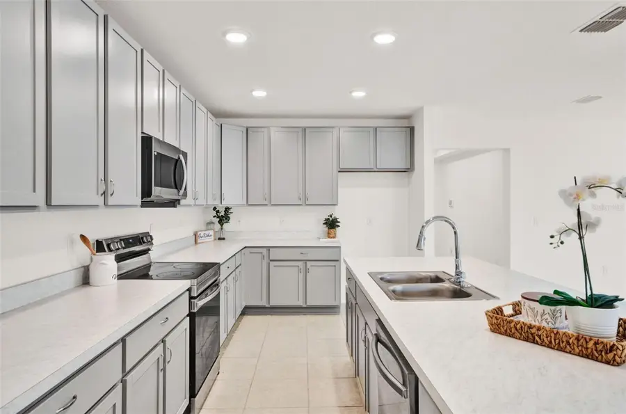 554 Pawnee Court, Haines City, FL 33844 - Image #3