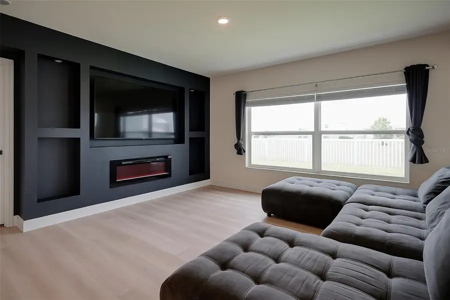 424 Quarry Rock Circle, Kissimmee, FL 34758 - Image #2