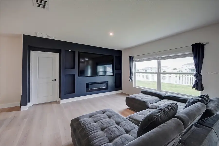 424 Quarry Rock Circle, Kissimmee, FL 34758 - Image #3