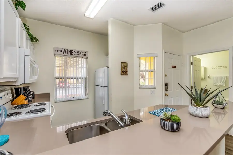 962 Park Terrace Circle, Kissimmee, FL 34746 - Image #2