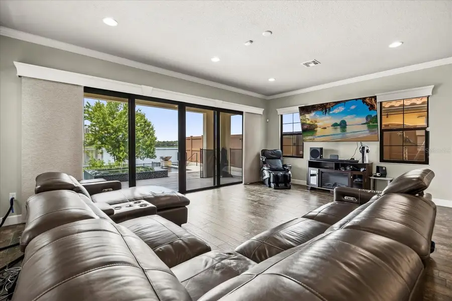 7633 Toscana Boulevard, Orlando, FL 32819 - Image #3