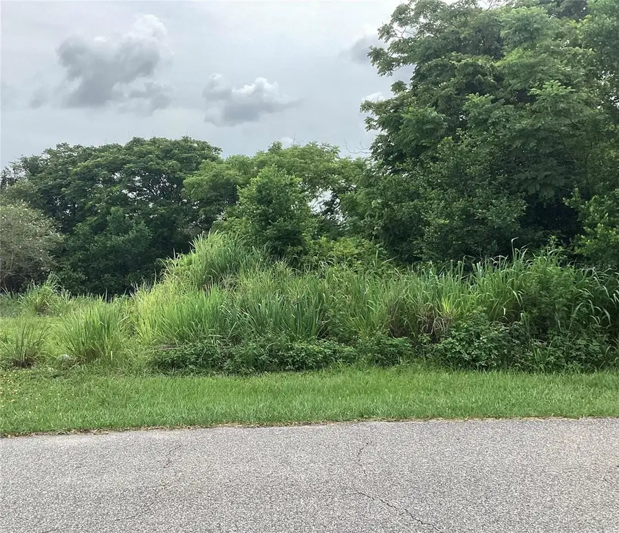 2055 E Prairie Circle, Deltona, FL 32725 - Image #2