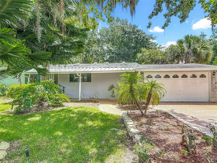 521 Starboard Avenue, Edgewater, FL 32141 - Image #2