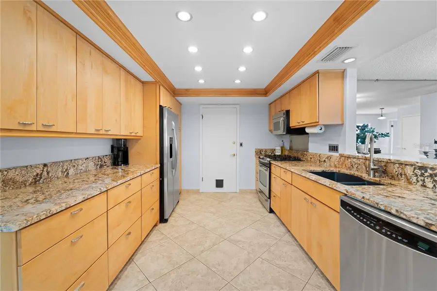 5003 Nassau Circle #1, Orlando, FL 32808 - Image #2