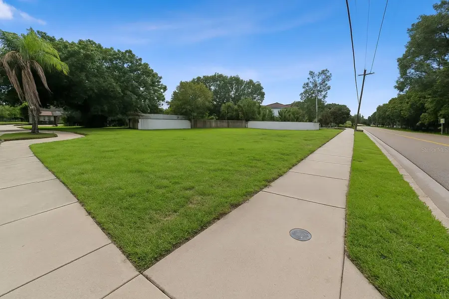 3622 W Tampa Circle, Tampa, FL 33629 - Image #2