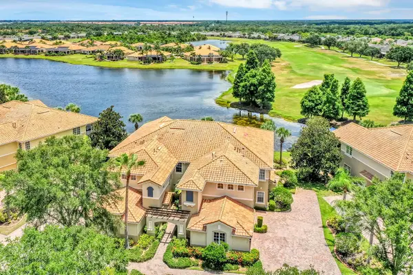 1420 Emerald Dunes Drive #7, SUN CITY CENTER, FL 33573