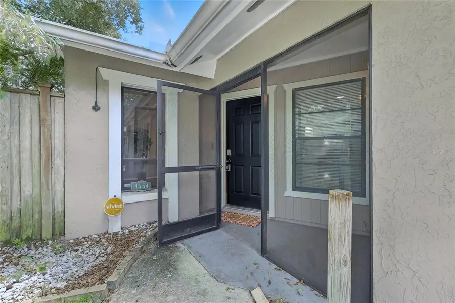 4554 Heritage Oak Drive, Orlando, FL 32808 - Image #2