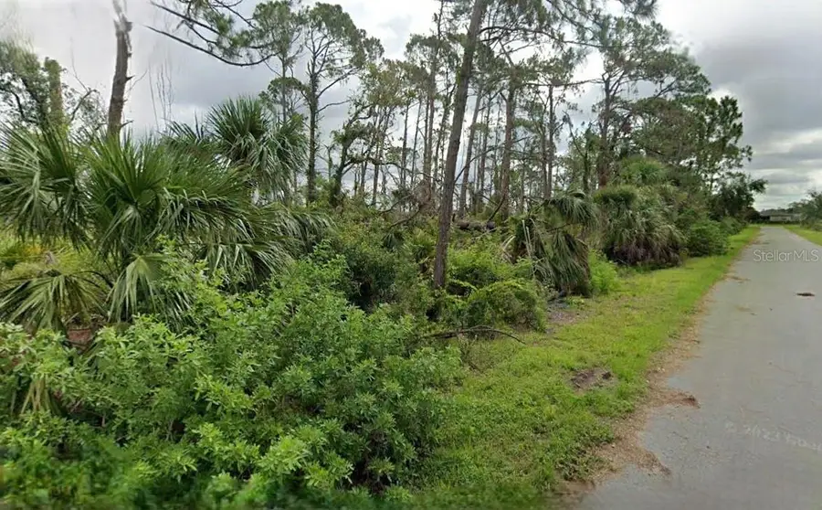 15484 Whitehall Avenue, Port Charlotte, FL 33953 - Image #2