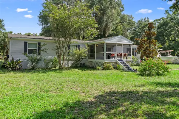 1910 Mullet Lake Park Road, GENEVA, FL 32732