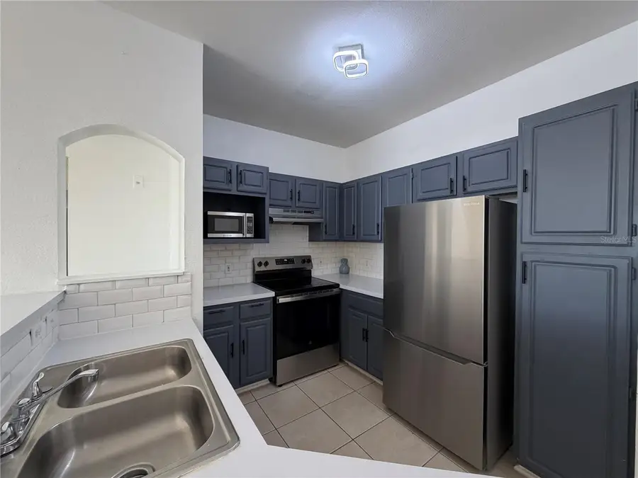 3315 Parkchester Square Boulevard #301, Orlando, FL 32835 - Image #3