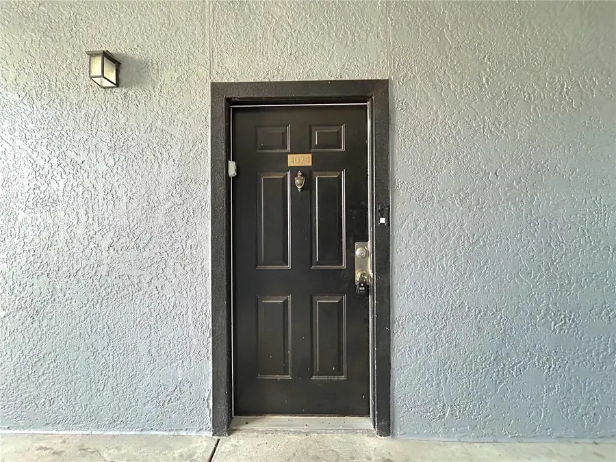 3700 Castle Pines Lane #4024, Orlando, FL 32839 - Image #3