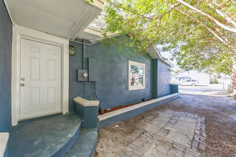 3458 Queensboro Avenue S, Saint Petersburg, FL 33711 - Image #2