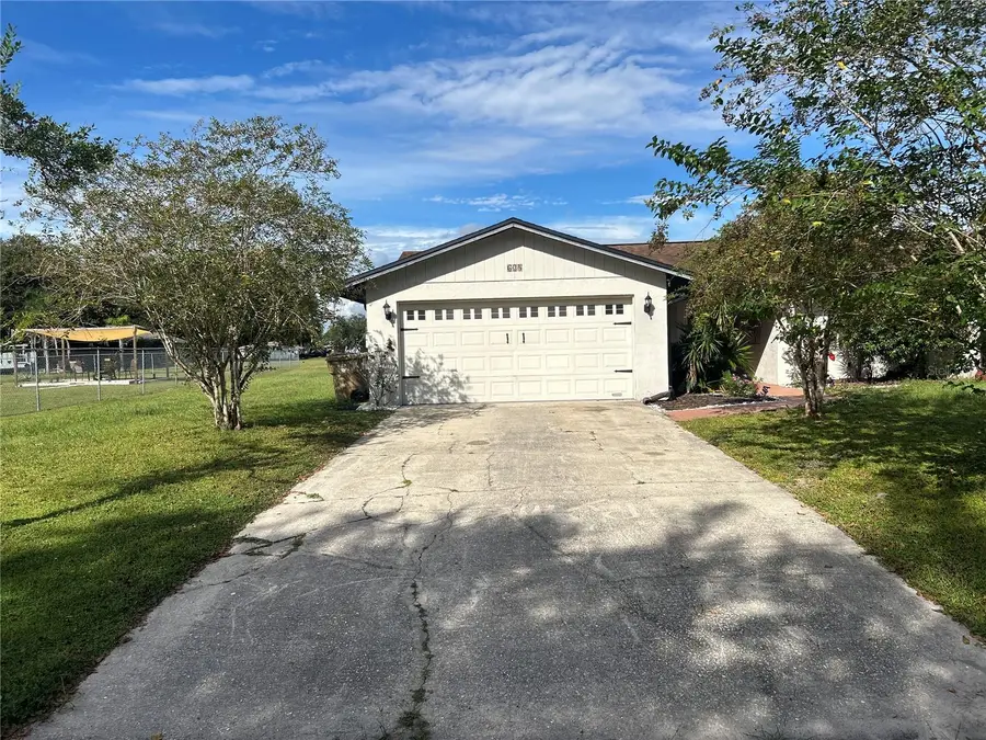 634 N Delmonte Court, Kissimmee, FL 34758 - Image #2