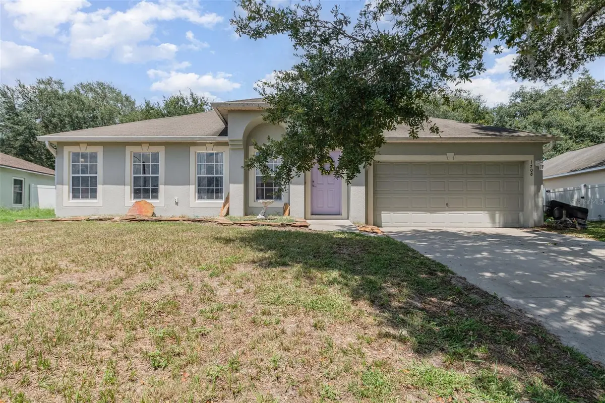 1708 Forest Glen Drive, Fruitland Park, FL 34731 - Image #1
