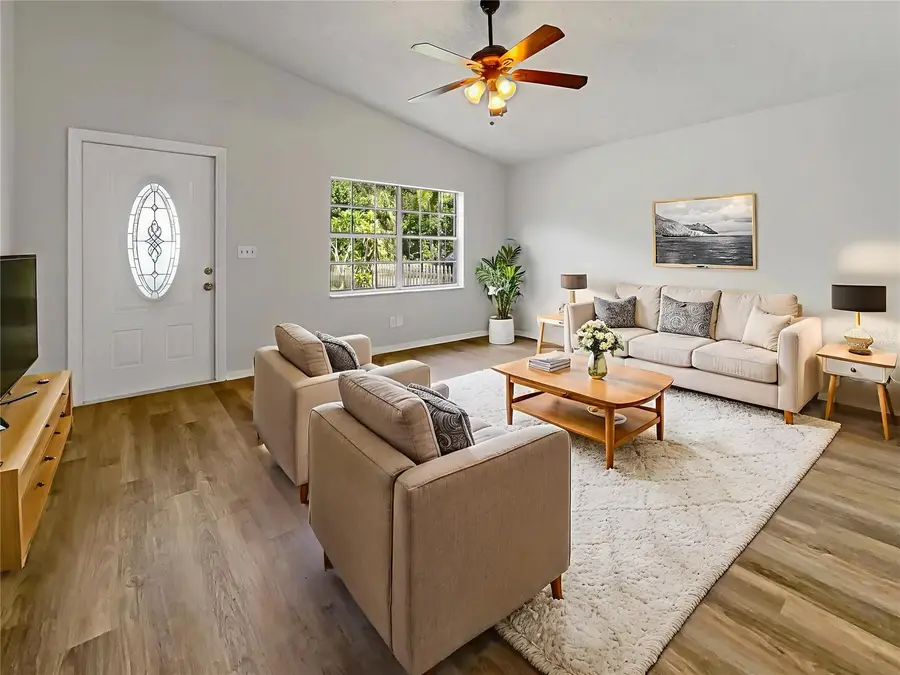 5592 61st Street N, Kenneth City, FL 33709 - Image #2