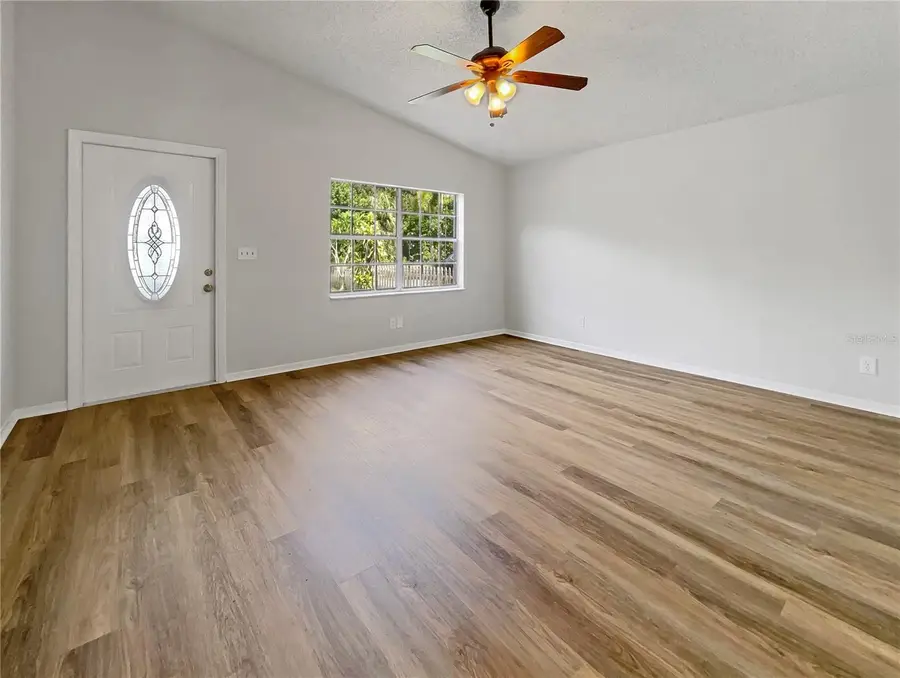 5592 61st Street N, Kenneth City, FL 33709 - Image #3