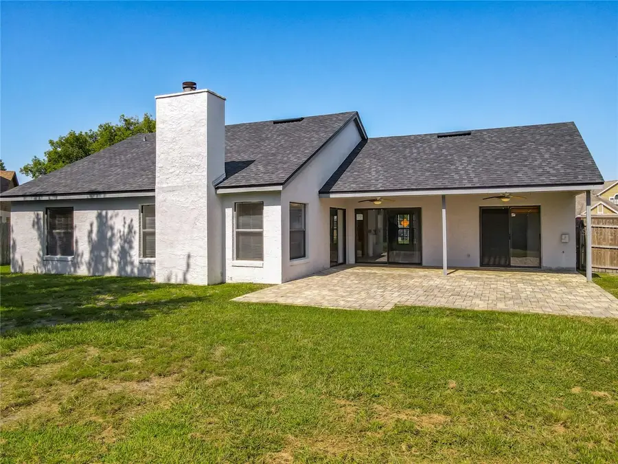 2211 Fairmont Circle, Orlando, FL 32837 - Image #3