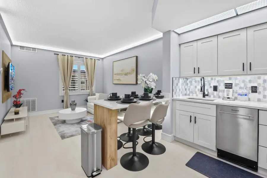 7601 Canada Avenue #309, Orlando, FL 32819 - Image #2