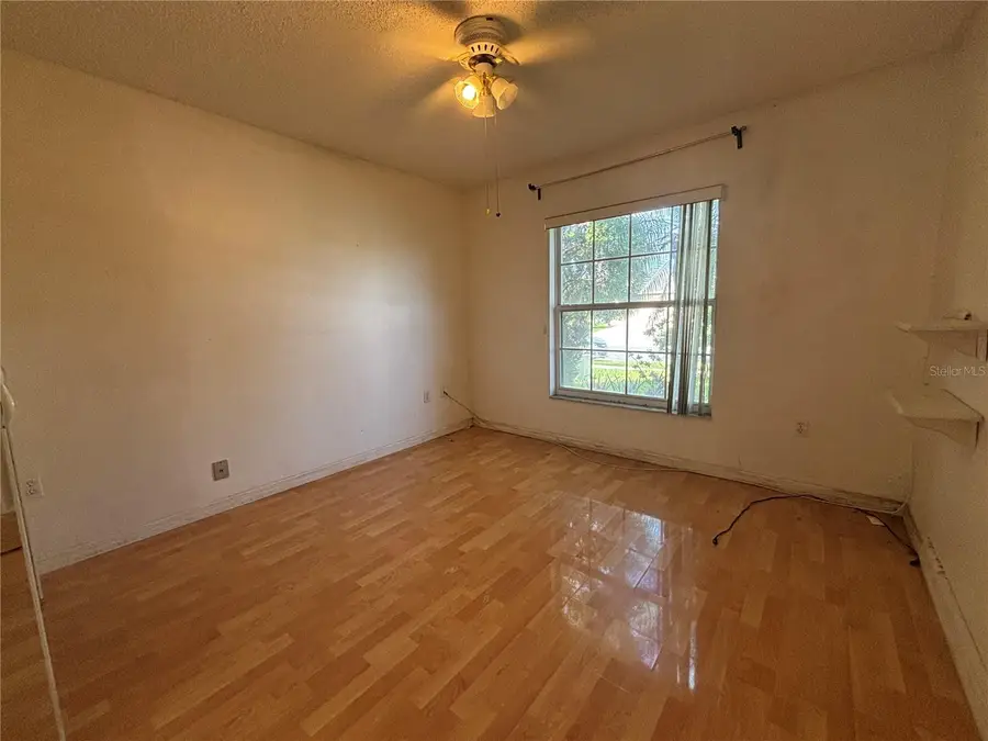 2482 Hybrid Dr, Kissimmee, FL 34758 - Image #2