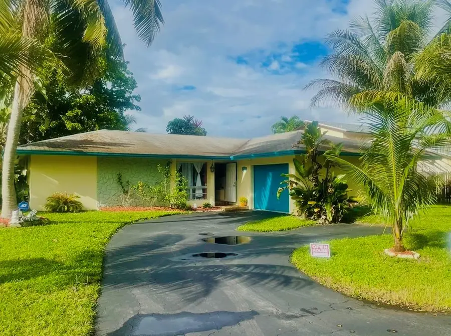 7551 SW 42nd Place, Davie, FL 33314 - Image #3