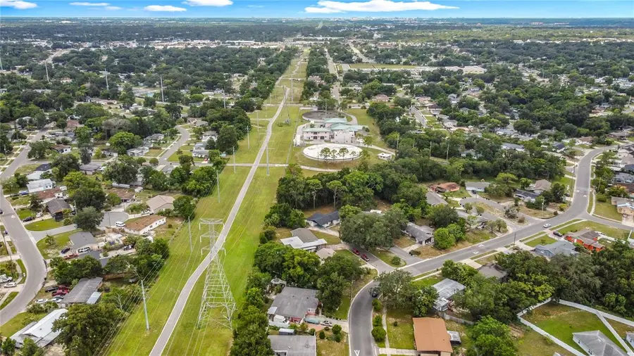 2029 Golf Vista Court, Orlando, FL 32808 - Image #3