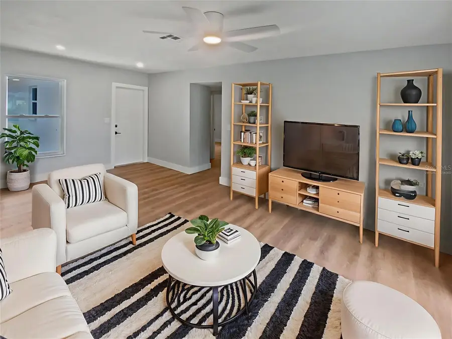 7812 N 53rd Street, Tampa, FL 33617 - Image #2