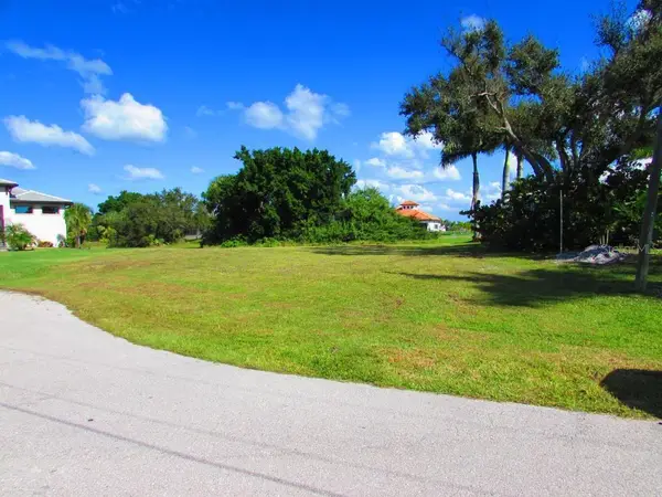 17412 Cardenas Lane, PUNTA GORDA, FL 33955