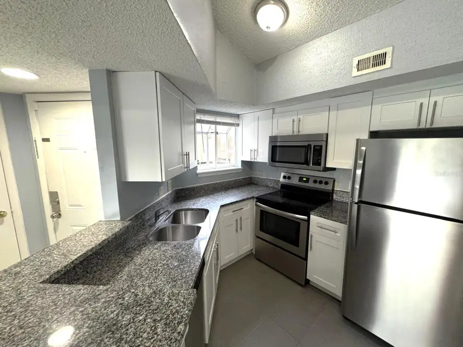 1924 Lake Atriums Circle #56, Orlando, FL 32839 - Image #2