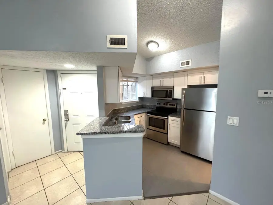 1924 Lake Atriums Circle #56, Orlando, FL 32839 - Image #3