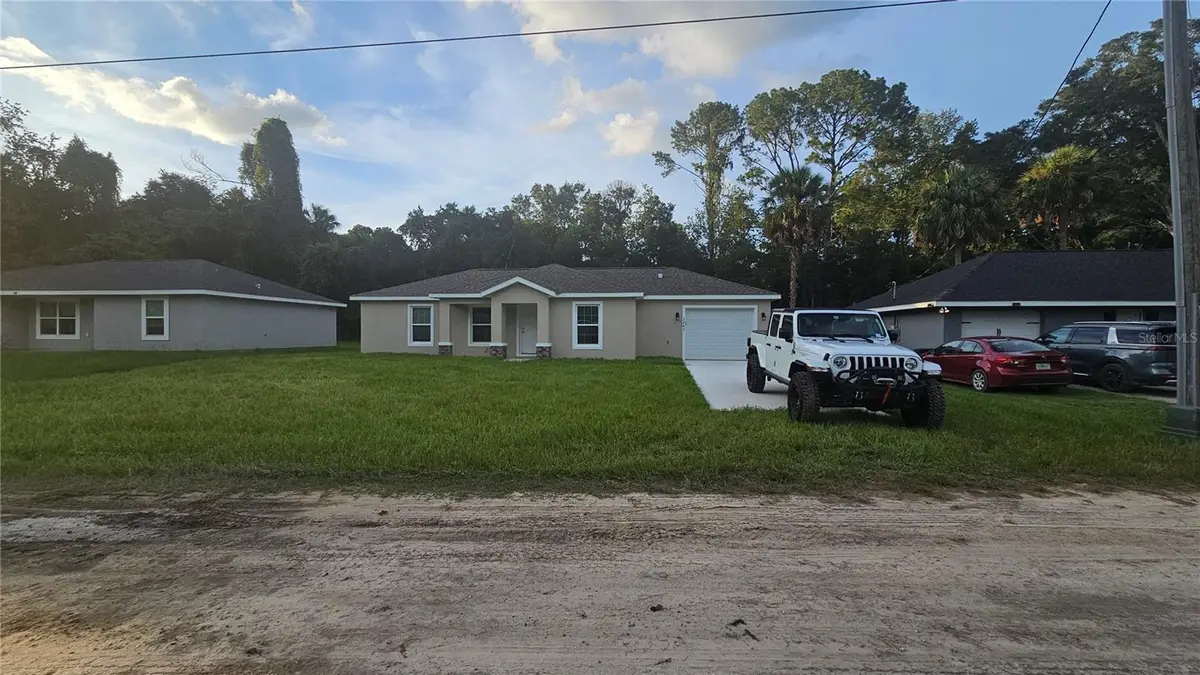 3745 SE 133rd Place, Belleview, FL 34420 - Image #1